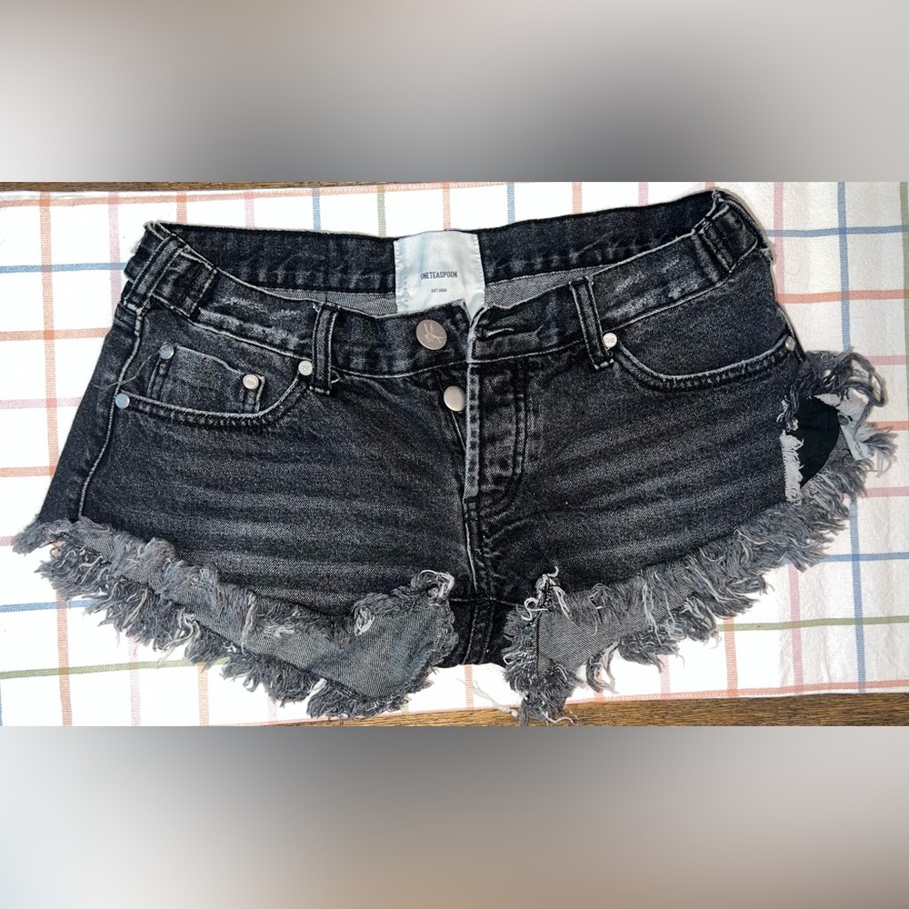 One Teaspoon Black Denim Cut Off Shorts Size 27